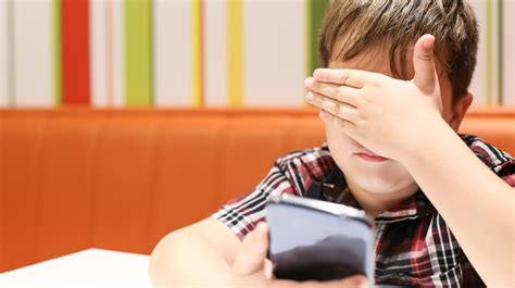 inappropriate websites for kids.